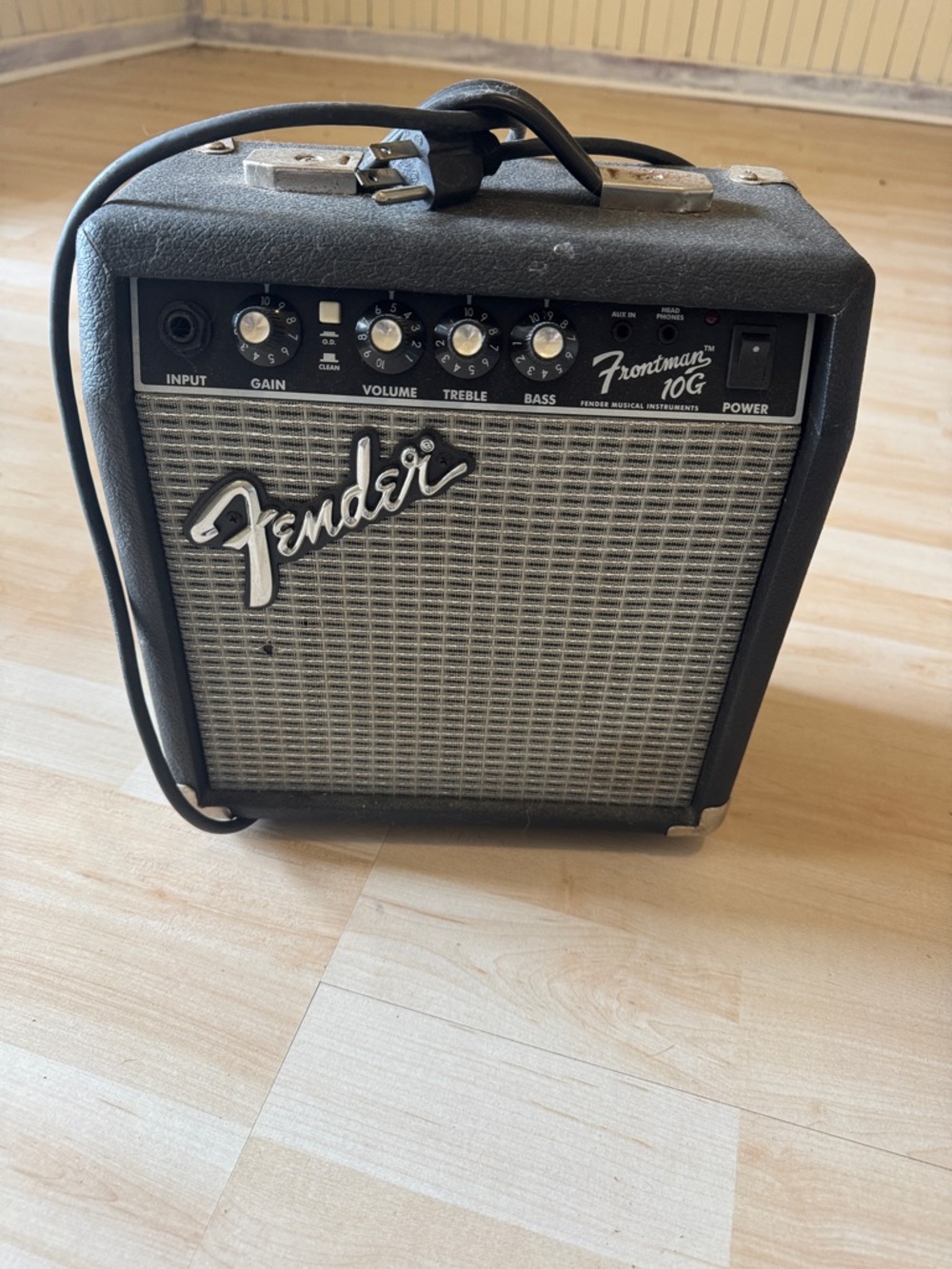Fender Frontman 10G Amplifier - Black/Silver